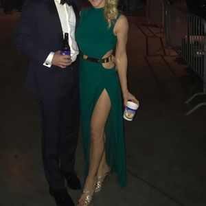 Size 2 - NEW IEENA for MAC DUGGAL Emerald Green